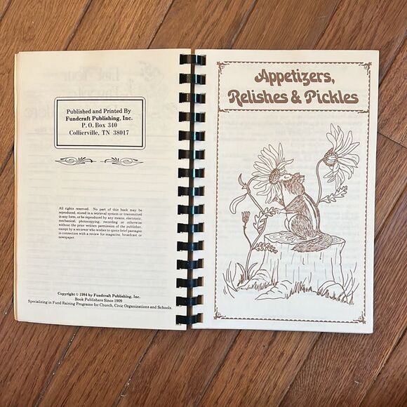 Vintage 1985 Oakland United Methodist Centennial Cookbook Our Favorite Recipes - Picture 2 of 4